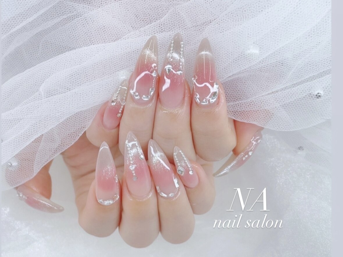 心斎橋ネイルサロン NA nail salon｜ワンホンネイル ピンクグラデ ミラーパーツ ちゅるん