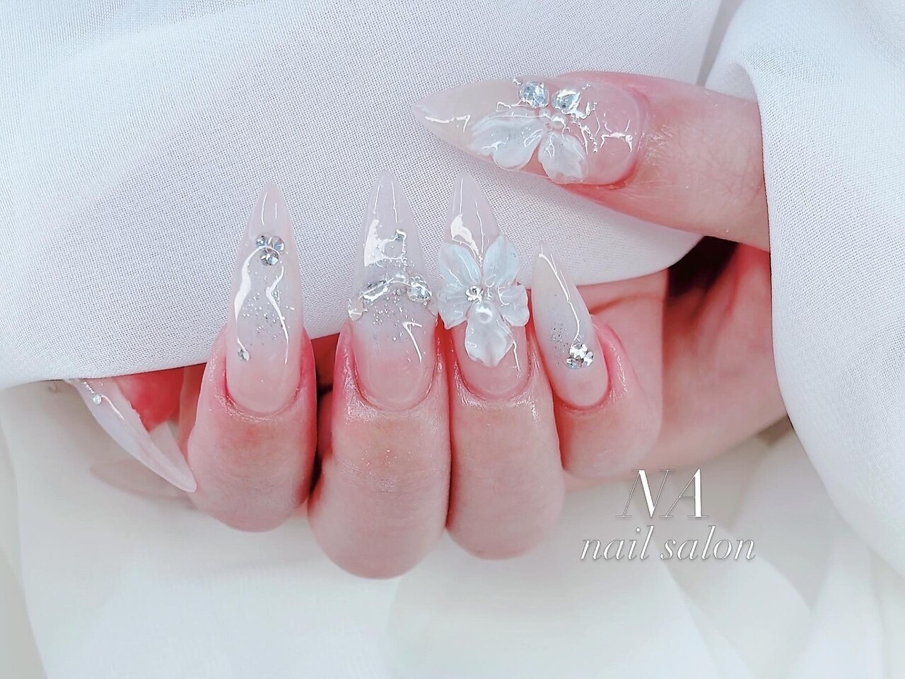 心斎橋ネイルサロン NA nail salon｜ちゅるんネイル 3Dフラワー クリア ビジュー 長さ出し